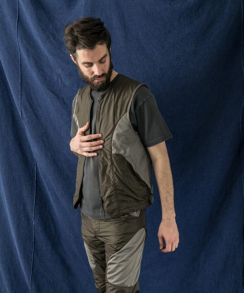 WORK NOT WORK URBAN RESEARCH（ワークノットワークアーバンリサーチ）の「WORK NOT WORK　ドットプリントスポーツテーラーベスト（ベスト・メンズ・ブラック/カーキ・LARGE/MEDIUM）」の2枚目の写真