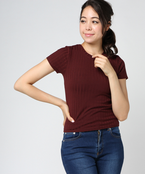 SLY(スライ)の「WIDE RIB CUT TOPS(Tシャツ/カットソー・レディース・ダークブラウン/ダークグリーン/ホワイト/ブラック・2/1)」の12枚目の写真