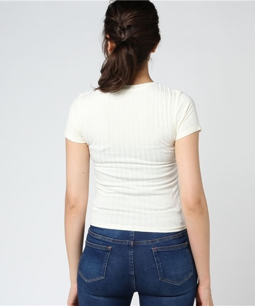 SLY(スライ)の「WIDE RIB CUT TOPS(Tシャツ/カットソー・レディース・ダークブラウン/ダークグリーン/ホワイト/ブラック・2/1)」の8枚目の写真