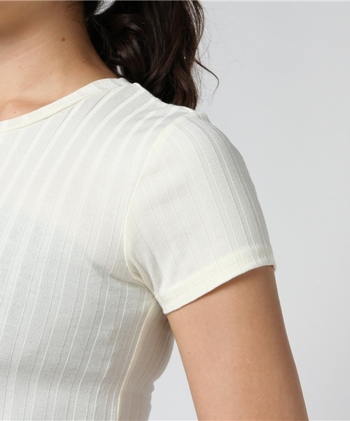 SLY(スライ)の「WIDE RIB CUT TOPS(Tシャツ/カットソー・レディース・ダークブラウン/ダークグリーン/ホワイト/ブラック・2/1)」の6枚目の写真