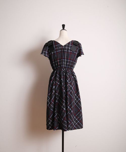 tocco closet（トッコ クローゼット）の「肩リボンつき