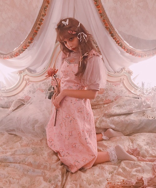 Swankiss（スワンキス）の「HS milk flower O/P（ワンピース・レディース・ホワイト/ブラウン/ピンク・FREE）」の3枚目の写真