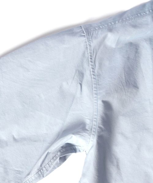 SHIPS JET BLUE（シップスジェットブルー）の「SHIPS JET BLUE: カラー ナイロンフードパーカー（マウンテンパーカー・メンズ・ライトブルー/イエロー/ピンク・X-SMALL/SMALL/MEDIUM/LARGE）」の11枚目の写真