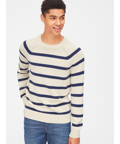 GAP（ギャップ）の「テクスチャークルーネック プルオーバーセーター（ニット/セーター・メンズ・ライトグレー/アイボリー/ネイビー/ブルー系その他・L/M/S/XL/XS）」の2枚目の写真