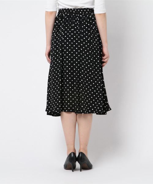 PUNYUS（プニュズ）の「ポルカドットロングスカ－ト（スカート・レディース・ブルー/ベージュ/ブラック・2/3/1/4）」の6枚目の写真
