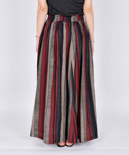 Khaju（カージュ）の「【別注】UHURU:バティックスカート2◇（スカート・レディース・レッド/キャメル・ONE SIZE）」の14枚目の写真