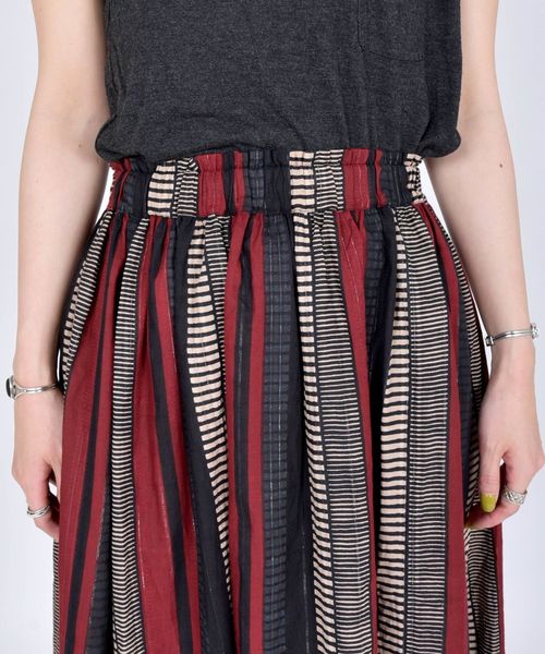 Khaju（カージュ）の「【別注】UHURU:バティックスカート2◇（スカート・レディース・レッド/キャメル・ONE SIZE）」の10枚目の写真