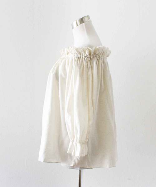 MODE ROBE（モードローブ）の「リボンオフショルブラウス（シャツ/ブラウス・レディース・ホワイト/ブラウン/ベージュ・FREE）」の9枚目の写真