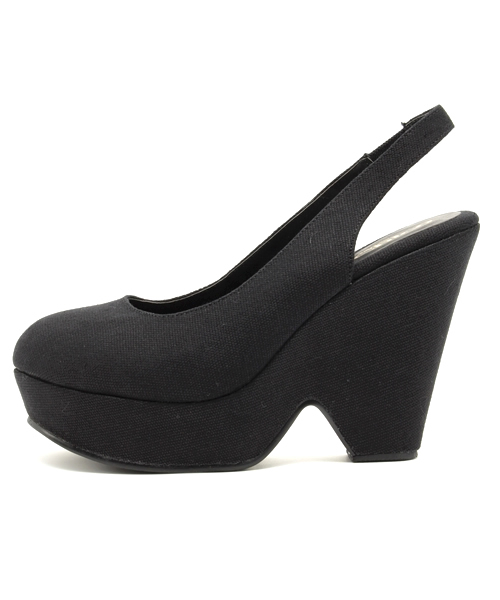 Chico（チコ）の「バックバンドキャンバスパンプス（サンダル・レディース・ブラック/レッド・MEDIUM/SMALL/LARGE）」の6枚目の写真