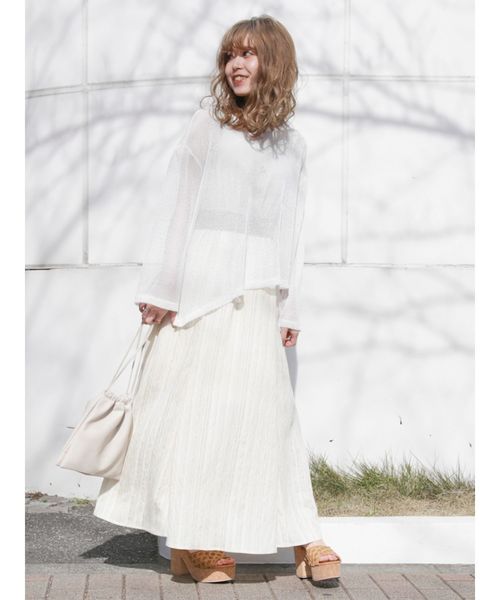 dazzlin（ダズリン）の「ティニーワッフルカットトップス（Tシャツ/カットソー・レディース・オフホワイト/ブルー/ベージュ・FREE）」の12枚目の写真