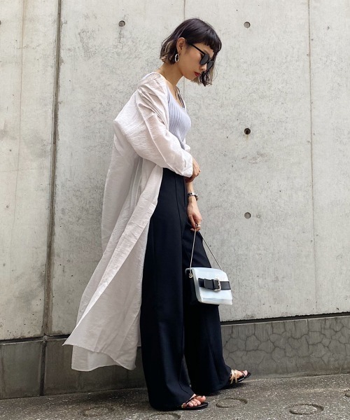 PAGEBOY（ページボーイ）の「ニットスクエアタンク（タンクトップ・レディース・ブラック/オフホワイト/グレイッシュベージュ/イエロー系その他/ブルー・FREE）」の8枚目の写真