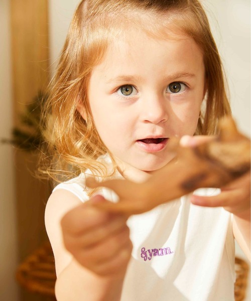 ＆yam（アンドヤム）の「ワンポイントロゴフレンチスリーブワンピース（ワンピース・キッズ・ブラック/ホワイト/ベージュ・120/140/150/110/90/130/100）」の11枚目の写真