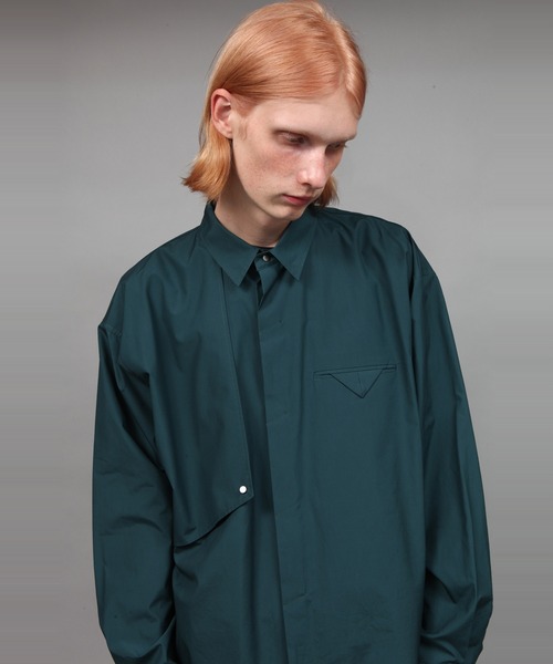 ato（アトウ）の「BIG SILHOUETTE COTTON SHIRT（シャツ/ブラウス・メンズ・ベージュ/ブラック/ダークグリーン・44/46/48）」の2枚目の写真