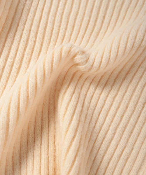 fifth calin(フィフスカラン)の「スクエアネックパフスリーブニット(ニット/セーター・レディース・スモークピンク/アイボリー/ブラック・MEDIUM)」の10枚目の写真