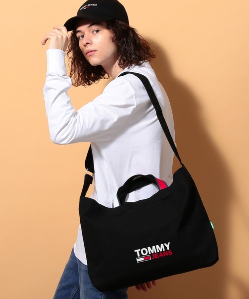 tommy jeans（トミー ジーンズ）の「キャンバスショルダーバッグ（ショルダーバッグ・メンズ・ブラック/ホワイト・FREE）」の15枚目の写真
