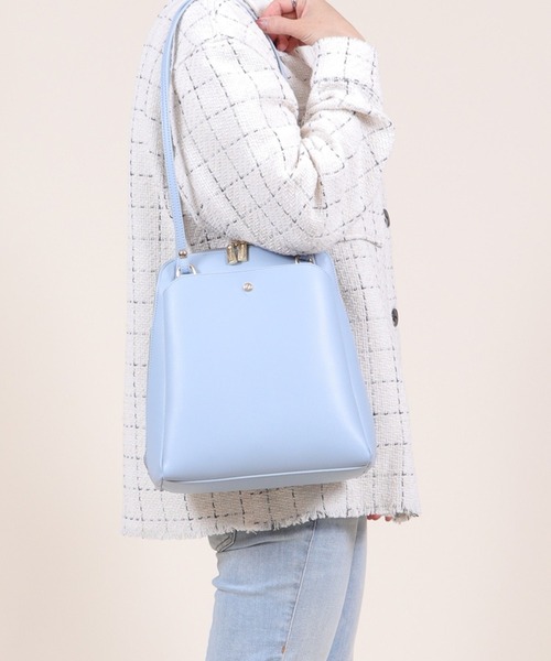 BASE(ベース)の「2way リュック & ショルダーバッグ(ショルダーバッグ・レディース・ブラック/グレイッシュベージュ/キャメル/レッド/アイボリー/グレー/グリーン/ブルー/ブラウン系その他・FREE)」の7枚目の写真