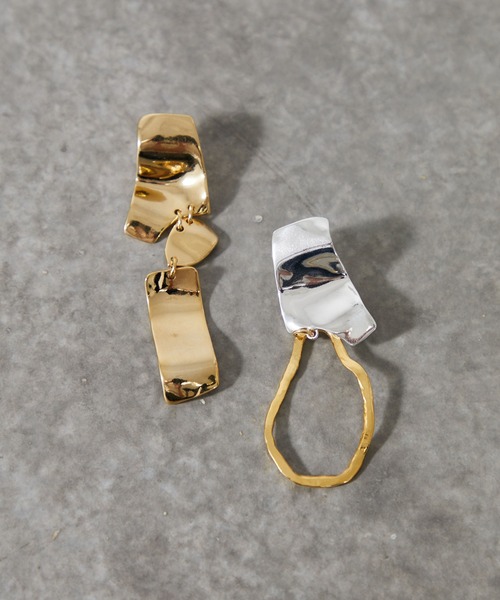 UNITED TOKYO(ユナイテッドトウキョウ)の「カーブサーフェスアシメイヤリング(イヤリング・レディース・マルチ・0)」の7枚目の写真