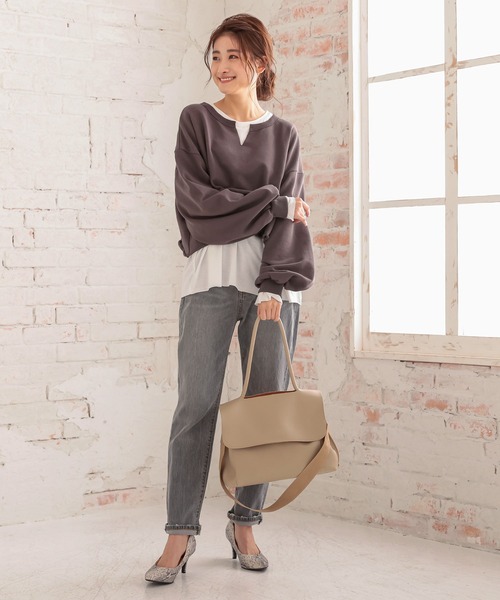 KOBE LETTUCE（コウベレタス）の「取り外しポーチ付きフラップバッグ（ショルダーバッグ・レディース・ブラック/グレイッシュベージュ・FREE）」の6枚目の写真