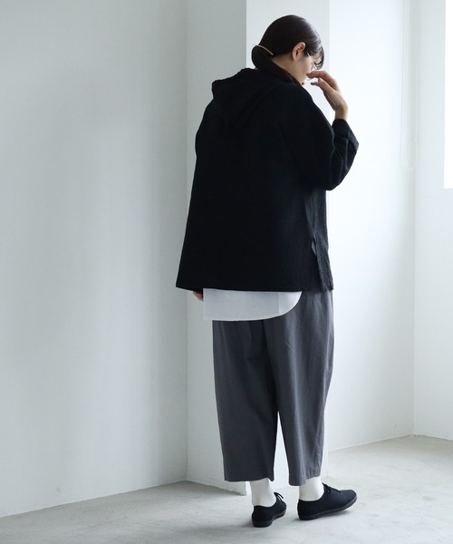 【美品】yuni（ユニ）コットンダウンプルーフゴムタックパンツ（ライトグレー） 美品】yuni（ユニ）コットンダウンプルーフゴムタックパンツ