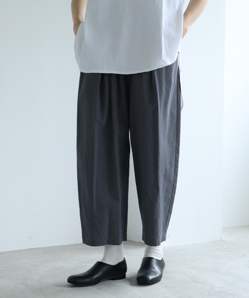 yuni（ユニ ）の「強撚コットン amunzen gom tuck パンツ