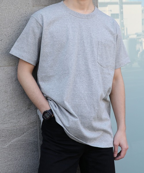 United Athle（ユナイテッドアスレ）の「UNITED ATHLE/7.1オンススーパーヘビーウェイトショートスリーブポケットTシャツ 4253（Tシャツ/カットソー・メンズ・ホワイト/ブラック/ネイビー/グレー・MEDIUM/X-LARGE/LARGE）」の4枚目の写真
