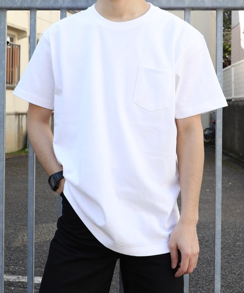 United Athle（ユナイテッドアスレ）の「UNITED ATHLE/7.1オンススーパーヘビーウェイトショートスリーブポケットTシャツ 4253（Tシャツ/カットソー・メンズ・ホワイト/ブラック/ネイビー/グレー・MEDIUM/X-LARGE/LARGE）」の2枚目の写真