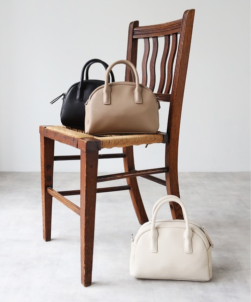 deux amour（ドゥーザムール）の「ミニボストンバック（ボストンバッグ・レディース・ブラック/ベージュ/アイボリー・FREE）」の4枚目の写真