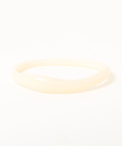 AMERICAN HOLIC（アメリカンホリック）の「変形アクリルバングル（バングル/リストバンド・レディース・ベージュ/アイボリー/パープル・FREE）」の2枚目の写真