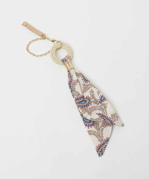 LOWELL things（ロウェル　シングス）の「リングスカーフチャーム（チャーム・レディース・オレンジ/アイボリー/イエロー・フリー）」の6枚目の写真