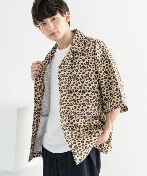 Rocky Monroe(ロッキーモンロー)の「オーバーサイズ ミリタリー ワーク 半袖CPOシャツ / シェフシャツ(シャツ/ブラウス・メンズ・ストライプ/インディゴブルー/ワンウォッシュ/ブラック系/ホワイト系/ブラック系1/グレー系/レオパード・M/L/XL)」の1枚目の写真
