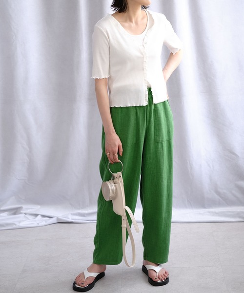 ＡＮＤＪ（アンドジェイ）の「フリルカーディガン&タンクトップ2枚セット（カーディガン/ボレロ・レディース・オフホワイト/カーキ/モカ/ブラック・M）」の5枚目の写真