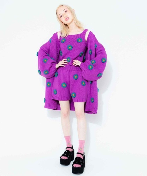 Candy Stripper（キャンディストリッパー）の「FLOWER CROCHET KNIT