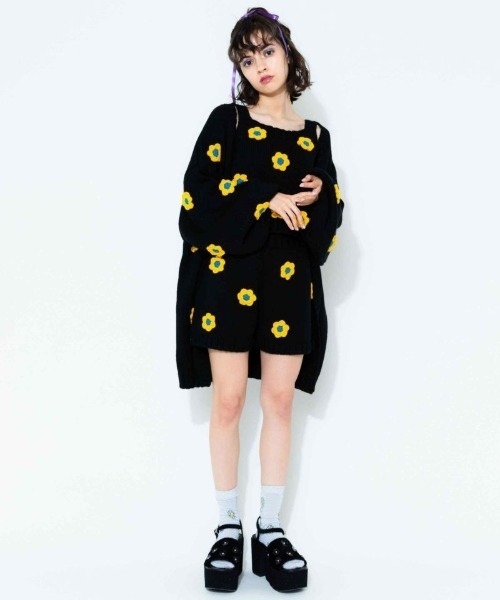 Candy Stripper（キャンディストリッパー）の「FLOWER CROCHET KNIT パンツ（その他パンツ・レディース・アイボリー/パープル/ブラック・2）」の15枚目の写真