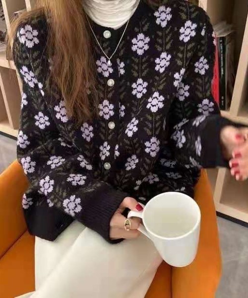 ABITOKYO（アビトーキョー）の「花柄クルーネックカーディガン（カーディガン/ボレロ・レディース・ブラック/ベージュ/アイボリー・FREE）」の16枚目の写真