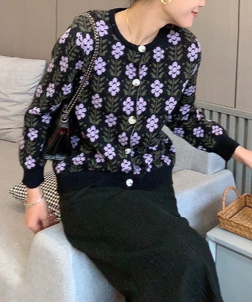 ABITOKYO（アビトーキョー）の「花柄クルーネックカーディガン（カーディガン/ボレロ・レディース・ブラック/ベージュ/アイボリー・FREE）」の22枚目の写真