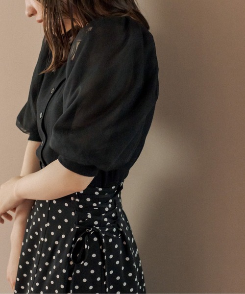 OLIVE des OLIVE(オリーブデオリーブ)の「Wフロント袖異素材プルオーバー(Tシャツ/カットソー・レディース・オフホワイト/ブラウン/ブラック・FREE)」の5枚目の写真