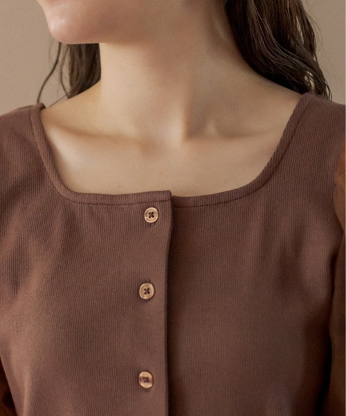 OLIVE des OLIVE(オリーブデオリーブ)の「Wフロント袖異素材プルオーバー(Tシャツ/カットソー・レディース・オフホワイト/ブラウン/ブラック・FREE)」の16枚目の写真