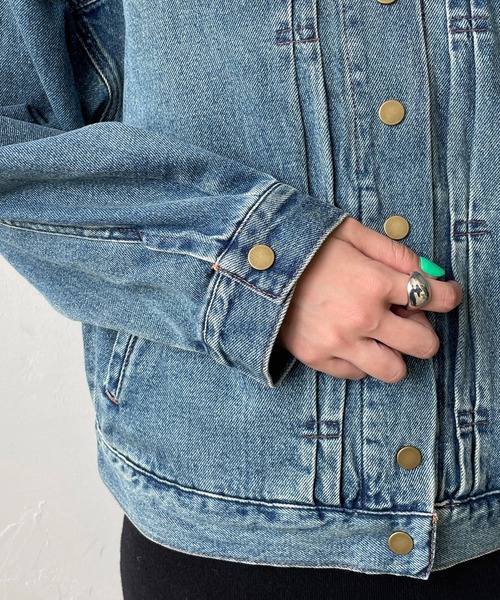 CAPRICIEUX LE'MAGE(カプリシューレマージュ)の「〈WEB限定〉スタンドカラーフリンジGジャン(デニムジャケット・レディース・ネイビー/ブルー・FREE)」の4枚目の写真