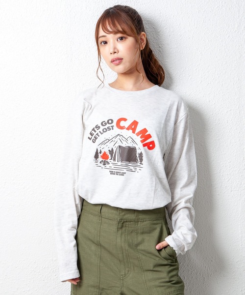 GGD（ジージーディー）の「デザインプリントロングスリーブTシャツ　メッセージ　ボックスﾛｺﾞ　キャンプ　スケボー　自転車　ハンバーガー　コーヒー　くすみ　スモーキーカラー（Tシャツ/カットソー・レディース・グリーン系その他4/グレー系その他2/ブラック系2/レッド/ブラック/ブラック系/ブラック系その他3/ブラック系その他6/ブラック系その他/ピンク系その他/ブラウン系その他3/ホワイト系その他5/ピンク/ブルー系その他3/ホワイト/ブラック系3/グリーン/ブラウン/グリーン系その他5/ブラウン系その他/グレー系その他3/グリーン系その他3/ホワイト系その他4/グレー/ホワイト系その他3/ブラウン系その他2/ブラック系その他2/ブラック系その他5/ブルー系その他/ホワイト系その他/ブルー系その他2/レッド系その他2/ネイビー系1/ホワイト系その他6/グリーン系その他2/ピンク系その他2/レッド系その他/ブラック系その他4/ブラック系その他7/グレー系その他4/ネイビー/ブラック系1/ブルー/グリーン系その他/グレー系その他/ピンク系その他3/ネイビー系/ホワイト系その他2/ブルー系その他4/ブラック系5/ホワイト系その他7/グレー系その他5/ブラック系4/グリーン系その他6/ブルー系その他5/ブラック系6/イエロー/ピンク系その他4/グリーン系その他7/オレンジ・L/LL/M）」の4枚目の写真