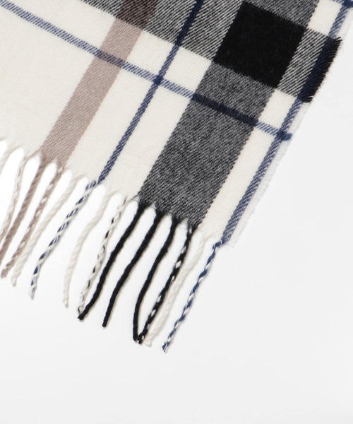 SENSE OF PLACE by URBAN RESEARCH（センスオブプレイスバイアーバンリサーチ）の「チェック大判ストール（マフラー・レディース・ベージュ/オレンジ/オフホワイト/グレー/モカ・ONE）」の22枚目の写真