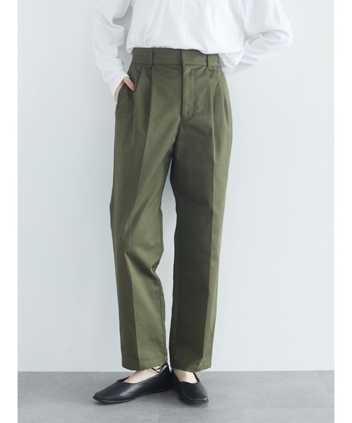 Green Parks(グリーンパークス)の「2タックトラウザーパンツ*(その他パンツ・レディース・カーキ/ベージュ/ネイビー・S/M/L)」の3枚目の写真