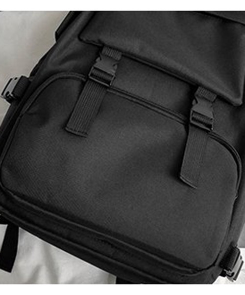c.u.l(シーユーエル)の「【c.u.l】ユニセックス バックルデザインバックパック cula265(バックパック/リュック・レディース・ブラック・FREE)」の3枚目の写真