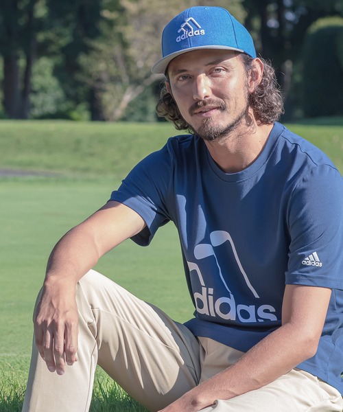 adidas（アディダス）の「スリーストライプクラブキャップ【adidas