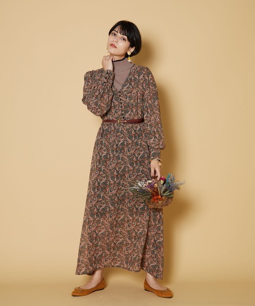 JETSET SOLO PLUS (ジェットセットソロプラス)の「レイヤードタートルニット(ニット/セーター・レディース・レッド/グレイッシュベージュ/ブラック/モーブ系・FREE)」の20枚目の写真