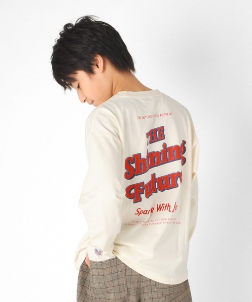 GLAZOS（グラソス）の「ミドルウエイト天竺・USAコットンドロップショルダーレトロロゴバックプリント長袖Tシャツ（Tシャツ/カットソー・キッズ・サックスブルー/チャコールグレー/グリーン/アイボリー・160cm/140cm/130cm/170cm/150cm）」の2枚目の写真