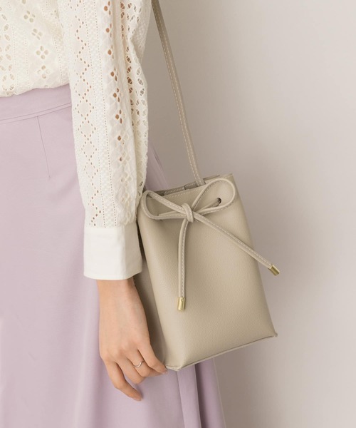 RODE SKO（ロデスコ）の「リボンショルダーバッグ（ショルダーバッグ・レディース・アイボリー/ベージュ・ONE）」の19枚目の写真