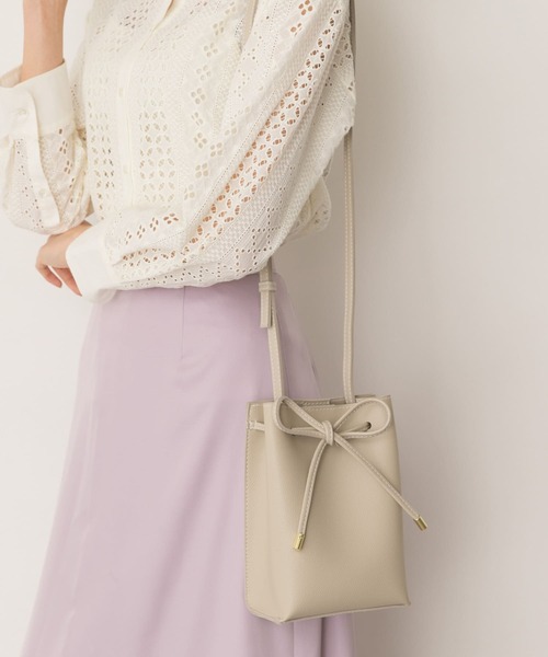 RODE SKO（ロデスコ）の「リボンショルダーバッグ（ショルダーバッグ・レディース・アイボリー/ベージュ・ONE）」の12枚目の写真
