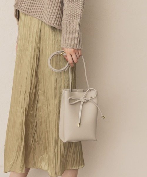 RODE SKO（ロデスコ）の「リボンショルダーバッグ（ショルダーバッグ・レディース・アイボリー/ベージュ・ONE）」の15枚目の写真