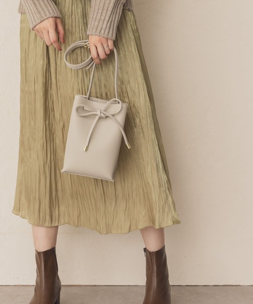 RODE SKO（ロデスコ）の「リボンショルダーバッグ（ショルダーバッグ・レディース・アイボリー/ベージュ・ONE）」の11枚目の写真