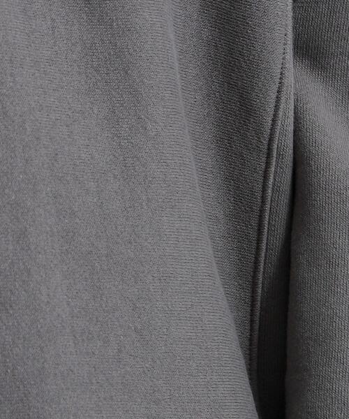coen(コーエン)の「ヘビー裏起毛クルーネックスウェット(スウェット・メンズ・ブラック/オリーブ/ダークグレー/ナチュラル・SMALL/MEDIUM/LARGE/X-LARGE)」の12枚目の写真